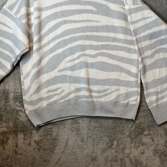 Varley Calvert Sweater Wool Blend V Neck Gray White Medium Zebra Print Lounge - Picture 3 of 8